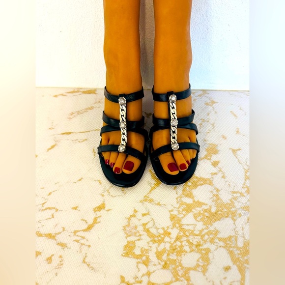 🔥🔥FINAL CLEARENCE🔥🔥 BRIGHTON Tesoro Black Strappy Kitten Heel Jeweled Sandals - Picture 1 of 7